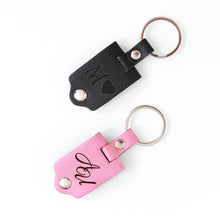 Заредете изображение във визуализатора на галерията – Кожен ключодържател със снимка и надпис