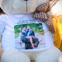 Заредете изображение във визуализатора на галерията – Плюшено мече 120 см. с персонализирана тениска