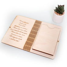 Заредете изображение във визуализатора на галерията – Дървена картичка с място за банкнота