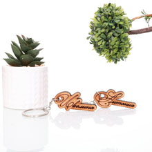 Заредете изображение във визуализатора на галерията – Ключодържател - име